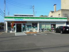 ファミリーマート　宇多津浜八番丁店