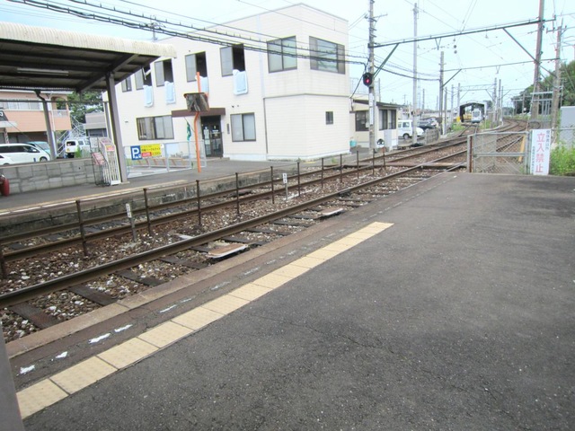 楠橋駅