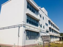 岡津小学校
