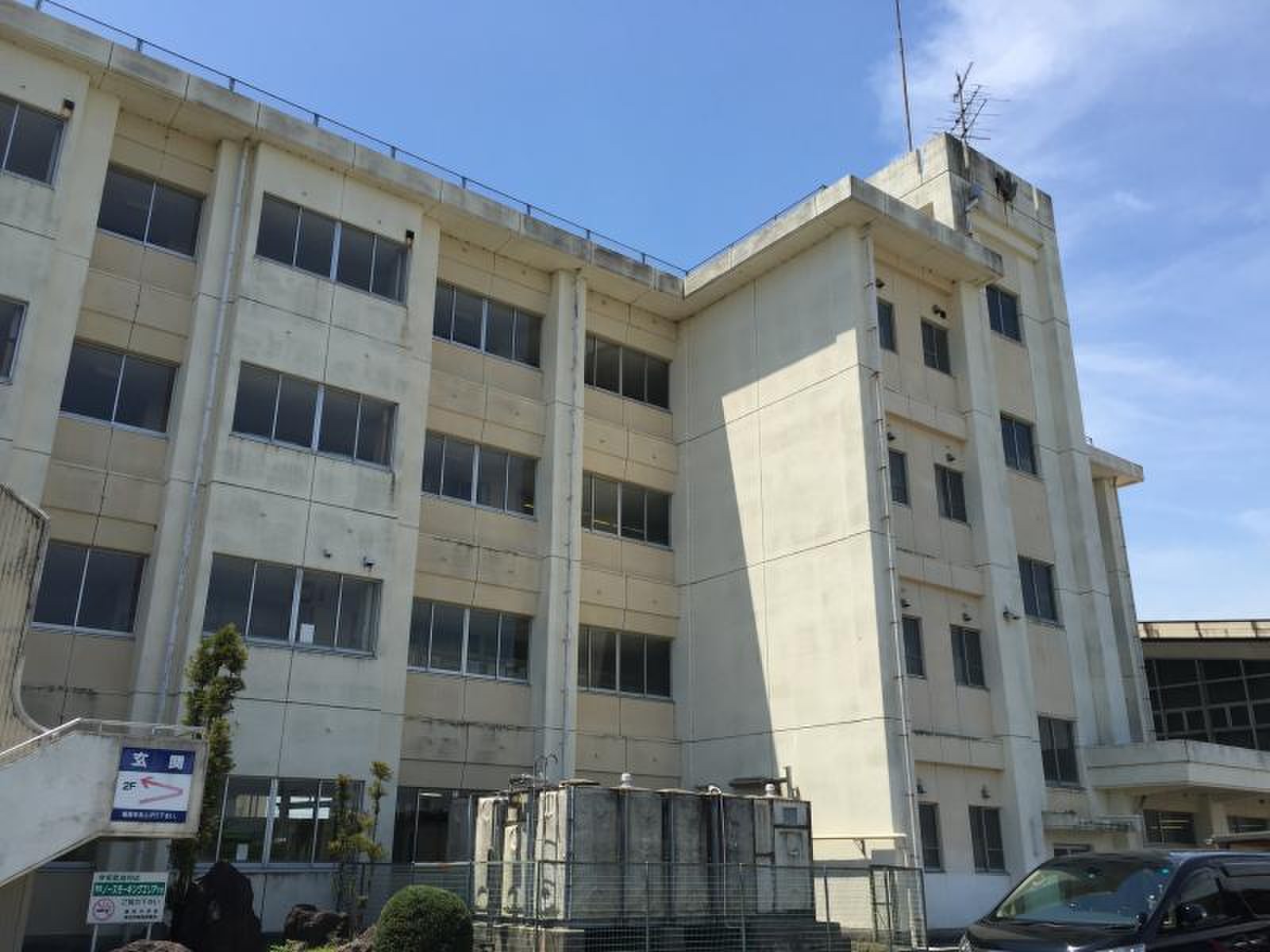 桑名 市立 陽 和 中学校