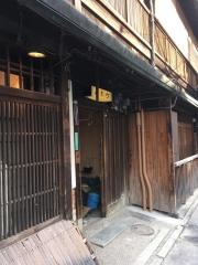山志づ