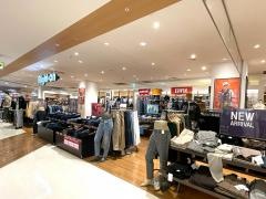 ライトオン　イオン八事店