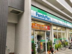 ファミリーマート　ＪＲ立花駅前店