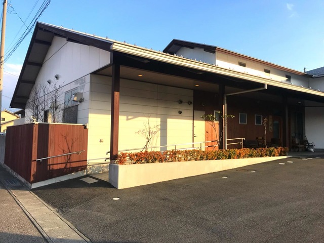 健脳ハウス 施設外観
