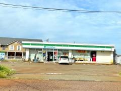 ファミリーマート　見附市野坪店