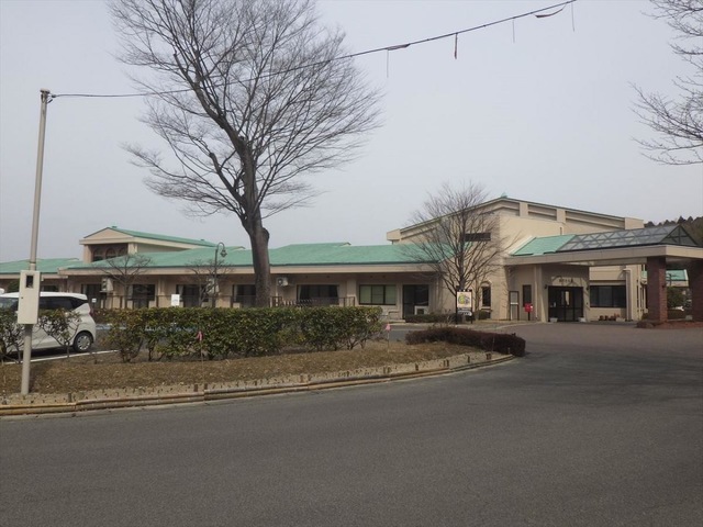 安達ヶ原あだたら荘 建物全景