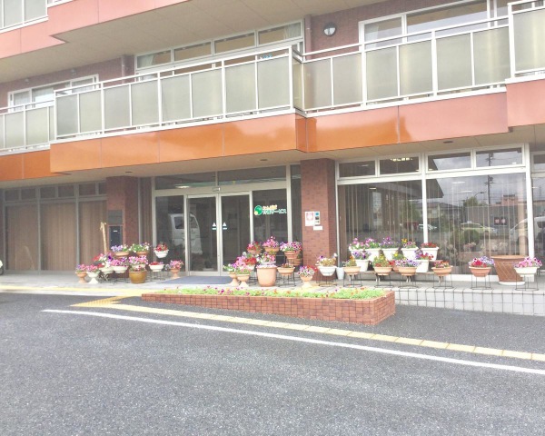 有料老人ホーム たんぽぽ森本の家 施設外観