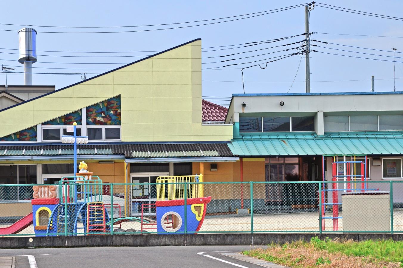 東側から見えた坂田保育園