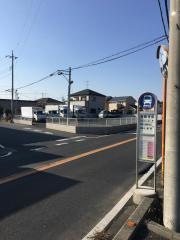 「定勝寺前」バス停留所