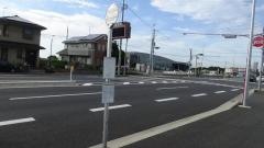 「武石入口」バス停留所