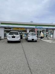 ファミリーマート　珠洲飯田店