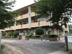 温泉小学校