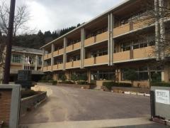 温泉小学校