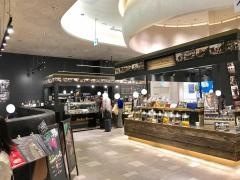 ＦＡＲＥＡＳＴ・ＢＡＺＡＡＲ　博多マルイ店
