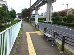 「南新井」バス停留所
