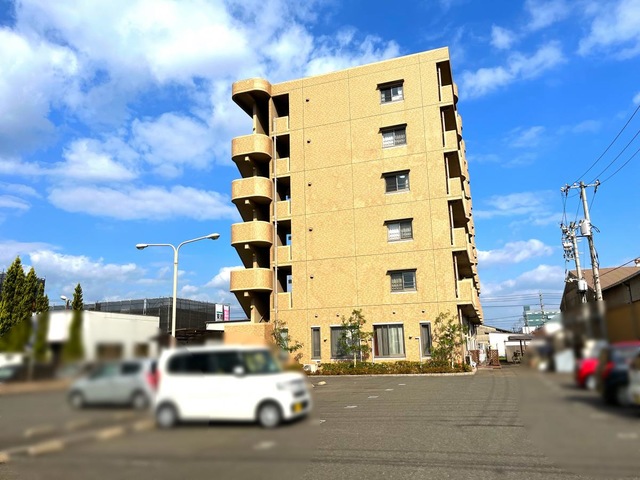 サービス付き高齢者向け住宅さくら荘新涯 施設外観