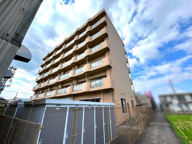 サービス付き高齢者向け住宅さくら荘新涯 施設外観