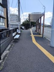 「医大病院前」バス停留所