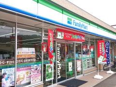ファミリーマート　新居浜垣生店