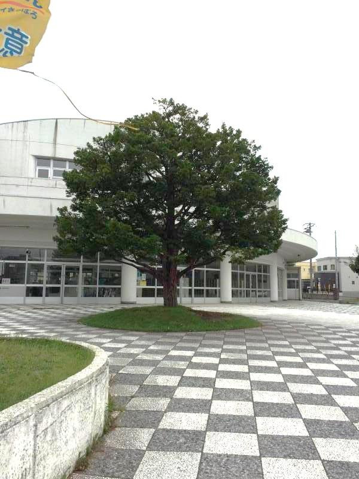 平岡 中央 小学校
