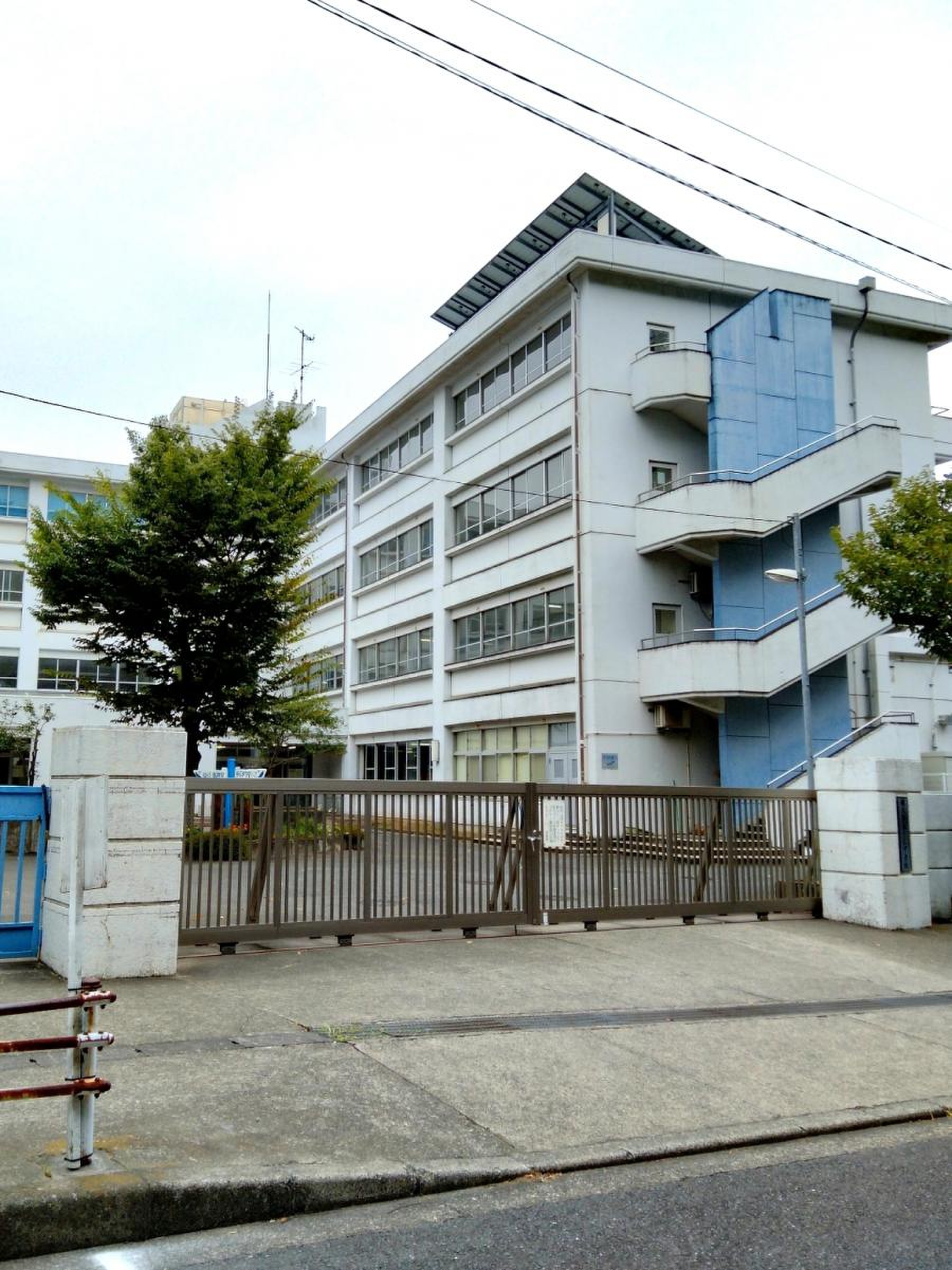 鎌倉 市立 手広 中学校