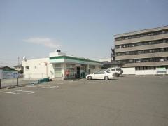 ファミリーマート　山形五十鈴三丁目店
