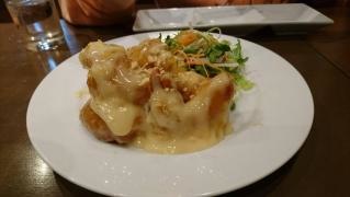 ワイタンホンリュウドン（外灘紅緑灯）