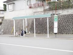 「明成高校前」バス停留所