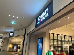 ＴＯＭＭＹ　ＪＥＡＮＳ　ららぽーと名古屋みなとアクルス店