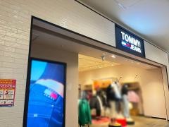 ＴＯＭＭＹ　ＪＥＡＮＳ　ららぽーと名古屋みなとアクルス店
