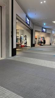 ＴＯＭＭＹ　ＪＥＡＮＳ　ららぽーと名古屋みなとアクルス店