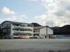 早修小学校