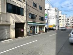 ファミリーマート　西平塚町店