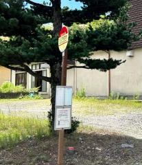 「大日向団地」バス停留所
