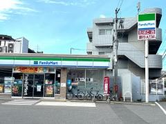 ファミリーマート　茨木平田台店