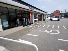 ファミリーマート　ベツイ栃木倭町店