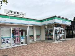 ファミリーマート　吾妻パーキングエリア上り店