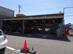 オートバックス　秦野