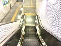 六地蔵駅