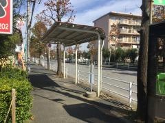 「菊間第六」バス停留所