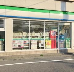 ファミリーマート　長崎平和町店