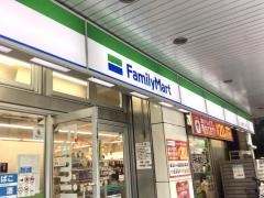 ファミリーマート　久太郎町二丁目店