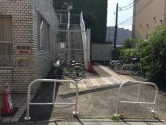 中野区立南台図書館