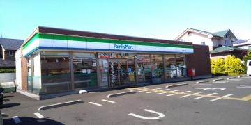 ファミリーマート　上尾小敷谷東店