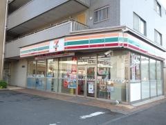 セブンイレブン　伊勢原池端店
