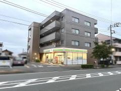 セブンイレブン　伊勢原池端店