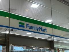 ファミリーマート　中之島三井ビルディング店