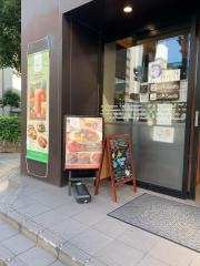 カフェ・ド・クリエ　本町信濃橋店