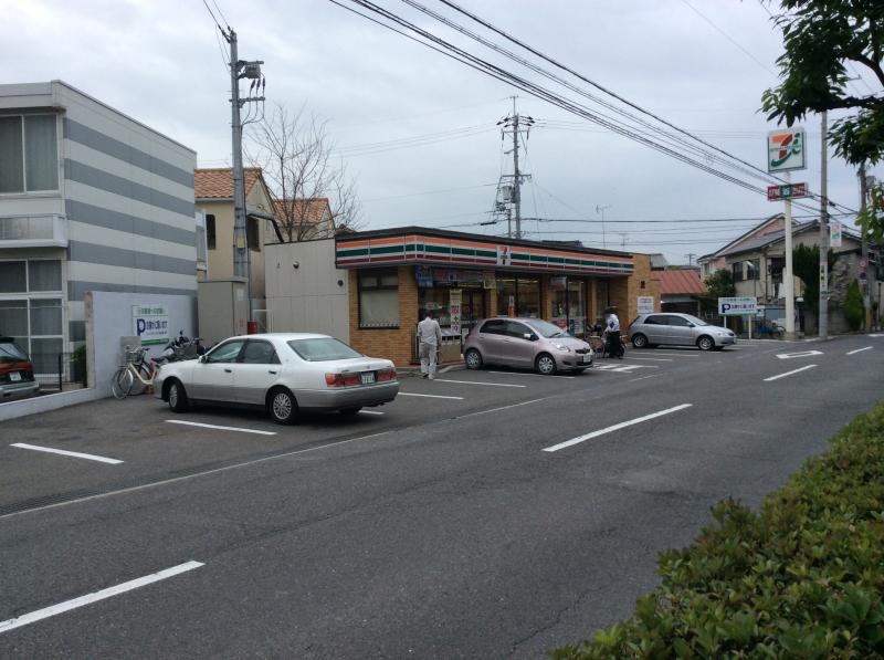 セブンイレブン外観