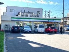 ファミリーマート　瑞穂通二丁目店
